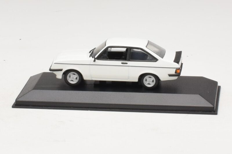 Ford Escort Mk1 TC White Minichamps 1:43 400081070 Diecast