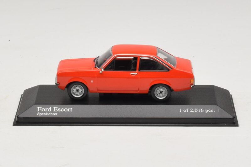 Ford Escort Mk2 Spanish Red Minichamps 1:43 400084100 Diecast