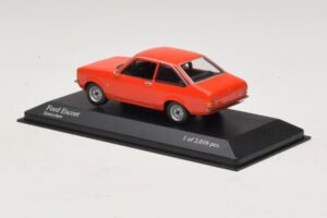 Ford Escort Mk2 Spanish Red Minichamps 1:43 400084100 Diecast — photo 3 of 4