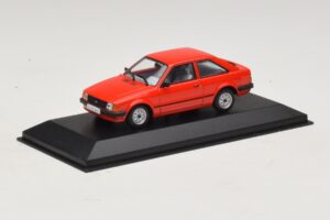 Ford Escort Mk3 3-door Red Minichamps 1:43 400085000 Diecast — photo 2 of 4
