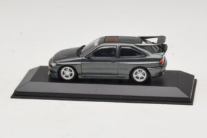 Ford Escort RS Cosworth Dark Green Metallic Minichamps 1:43 430086300 Diecast