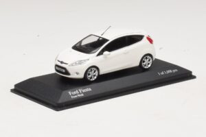 Ford Fiesta Mk6 White Minichamps 1:43 400088002 Diecast — photo 2 of 4