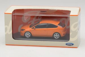 Ford Focus ST Mk2 Electric Orange Minichamps 1:43 400087302 Diecast — photo 4 of 4