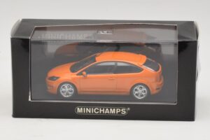 Ford Focus ST Mk2 Electric Orange Replacement Box Minichamps 1:43 400087302-R1 Diecast — photo 4 of 4