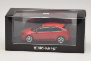 Ford Focus ST Mk2 Red Minichamps 1:43 400087301 Diecast — photo 4 of 4