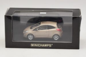 Ford Ka Mk2 Bronze Metallic Minichamps 1:43 FORD007 Diecast — photo 4 of 4