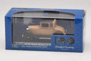 Ford Model A Standard Coupe Bronze Minichamps 1:43 403082103 Diecast — photo 4 of 4