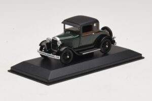 Ford Model A Standard Coupe Dark Green Minichamps 1:43 400082101 Diecast — photo 2 of 4