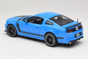 Ford Mustang Boss 302 S197 Blue Shelby Collectibles 1:18 25414S Diecast — photo 7 of 8