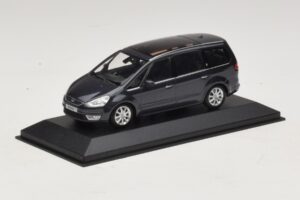 Ford S-Max Dark Grey Metallic Minichamps 1:43 400085400-P1 Diecast — photo 2 of 4