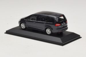 Ford S-Max Dark Grey Metallic Minichamps 1:43 400085400-P1 Diecast — photo 3 of 4
