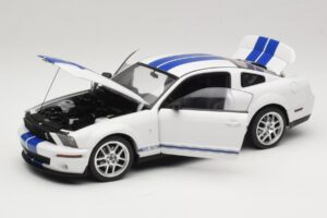 Ford Shelby Cobra GT500 Concept White with Blue Stripe AUTOart 1:18 73052 Diecast — photo 2 of 8