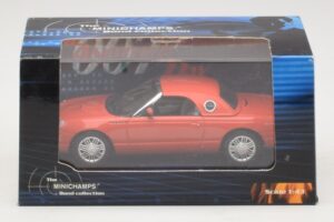 Ford Thunderbird Die Another Day Minichamps 1:43 045132 Diecast — photo 5 of 5
