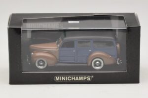 Ford V8 De Luxe Woody Station Wagon Brown Blue Minichamps 1:43 400082112 Diecast — photo 4 of 4