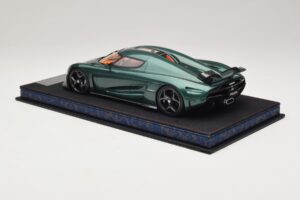 Koenigsegg Regera Green Tinted Carbon FrontiArt 1:18 AS010-110 Resin — photo 4 of 7