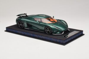 Koenigsegg Regera Green Tinted Carbon FrontiArt 1:18 AS010-110 Resin — photo 5 of 7