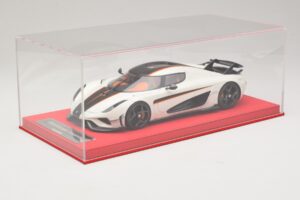 Koenigsegg Regera White with Black Carbon FrontiArt 1:18 REMC043 Resin — photo 6 of 7