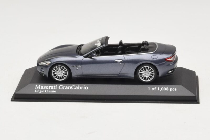Maserati GranCabrio Grey Metallic Minichamps 1:43 Maserati GranCabrio Grey Metallic Minichamps 1:43 400123931 Diecast