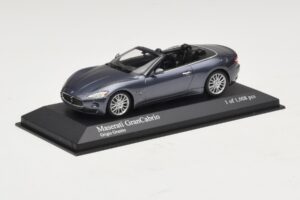 Maserati GranCabrio Grey Metallic Minichamps 1:43 400123931 Diecast — photo 2 of 4