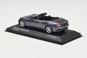 Maserati GranCabrio Grey Metallic Minichamps 1:43 400123931 Diecast — photo 3 of 4