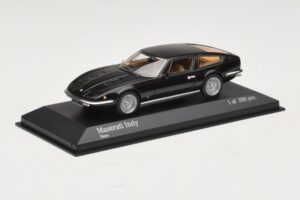 Maserati Indy Black Minichamps 1:43 437123121 Diecast — photo 2 of 4