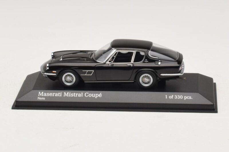 Maserati Mistral Black Minichamps 1:43 Maserati Mistral Black Minichamps 1:43 437123421 Diecast