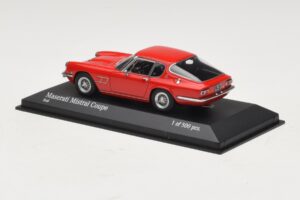 Maserati Mistral Red Minichamps 1:43 437123424 Diecast — photo 3 of 4