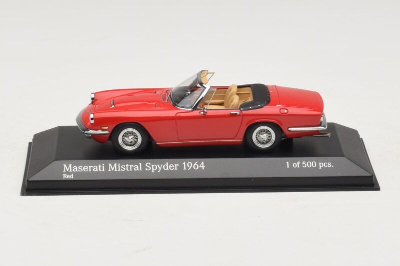Maserati Mistral Spyder Red Minichamps 1:43 Maserati Mistral Spyder Red Minichamps 1:43 437123430 Diecast