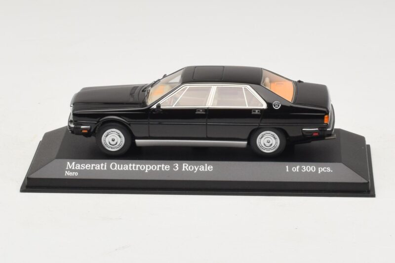 Maserati Quattroporte III Royale Black Minichamps 1:43 Maserati Quattroporte III Royale Black Minichamps 1:43 437123501 Diecast
