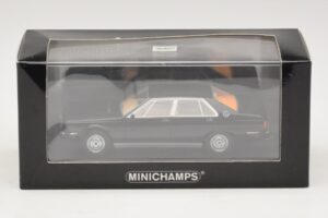 Maserati Quattroporte III Royale Black Minichamps 1:43 437123501 Diecast — photo 4 of 4