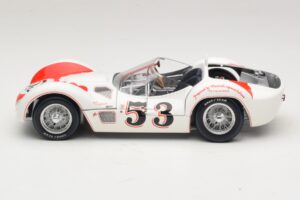 Maserati Tipo 61 #53 B. Krause Los Angeles Times Grand Prix Winner 1960 Minichamps 1:18 100601253 Diecast — photo 4 of 8