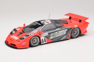 McLaren F1 GTR Lark #44 Tsuchiya / Ayles 24 Hours of Le Mans 1997 Minichamps 1:18 530133744 Diecast