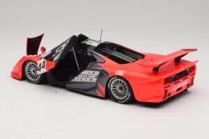 McLaren F1 GTR Lark #44 Tsuchiya / Ayles 24 Hours of Le Mans 1997 Minichamps 1:18 530133744 Diecast — photo 5 of 8