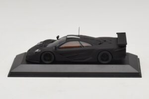 McLaren F1 GTR Longtail Black Matt 1997 Minichamps 1:43 MCLAREN010 Diecast — photo 3 of 4