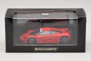 McLaren F1 GTR Prototype World Special Red Minichamps 1:43 MCLAREN007 Diecast — photo 4 of 4