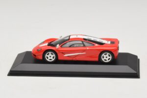 McLaren F1 Red With White Stripes Minichamps 1:43 MCLAREN005 Diecast — photo 3 of 4