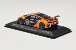 McLaren MP4-12C GT3 #15 Boutsen Racing Bovy / Broggi 24 Hours of Spa 2012 Minichamps 1:43 437121315 Diecast — photo 3 of 4