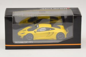 McLaren MP4-12C GT3 Street Yellow Minichamps 1:43 437121396 Diecast — photo 4 of 4
