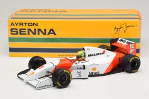 McLaren MP4/8 Ford #8 A. Senna Winner European GP 1993 Minichamps 1:18 540931818 Diecast — photo 2 of 7