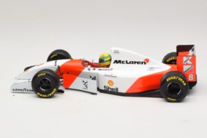 McLaren MP4/8 Ford #8 A. Senna Winner European GP 1993 Minichamps 1:18 540931818 Diecast — photo 4 of 7