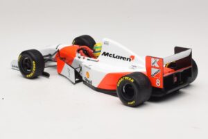 McLaren MP4/8 Ford #8 A. Senna Winner European GP 1993 Minichamps 1:18 540931818 Diecast — photo 5 of 7