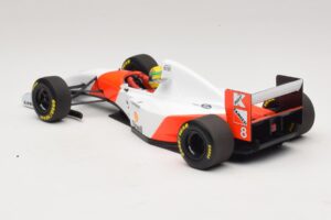 McLaren MP4/8 Ford #8 A. Senna Winner Japanese GP 1993 Minichamps 1:18 540931878 Diecast — photo 5 of 7