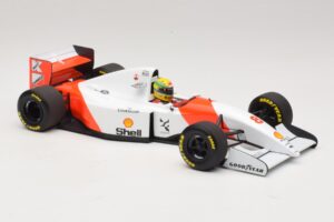 McLaren MP4/8 Ford #8 A. Senna Winner Japanese GP 1993 Minichamps 1:18 540931878 Diecast — photo 7 of 7