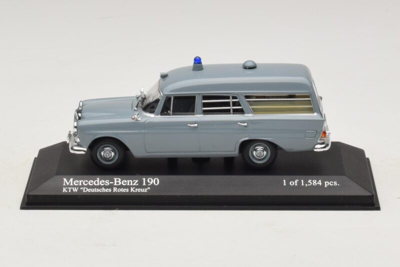 Mercedes 190 W110 Ambulance DRK Minichamps 1:43 Mercedes 190 W110 Ambulance DRK Minichamps 1:43 400037270 Diecast