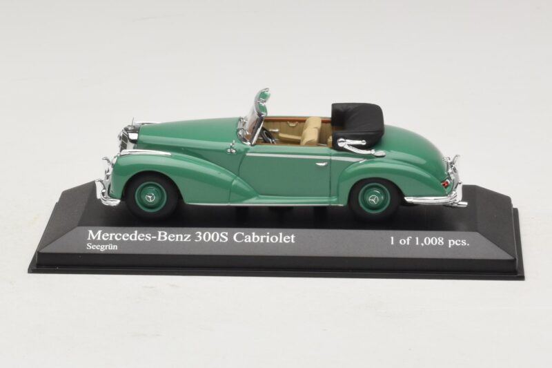 Mercedes 300S Cabriolet Green Minichamps 1:43 Mercedes 300S Cabriolet Green Minichamps 1:43 430032335 Diecast