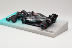 Mercedes AMG Petronas W11 EQ Performance #44 L. Hamilton 91st F1 Win Eifel GP 2020 Minichamps 1:18 113201144 Diecast — photo 5 of 6