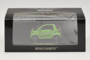 Mercedes Brabus Ultimate 120 Green Minichamps 1:43 437032700 Diecast — photo 5 of 5