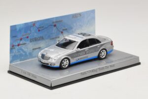 Mercedes E-Class #6 Team Die Welt Rally Paris-Peking 2007 Minichamps 1:43 B66962262 Diecast — photo 2 of 5