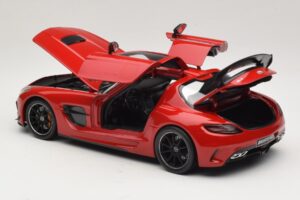 Mercedes SLS AMG C197 Black Series Red Minichamps 1:18 110033022 Diecast — photo 5 of 8