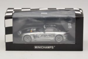 Mercedes SLS AMG GT3 #96 M. Hakkinen / R. Arnold 6 Hours of Zhuhai 2011 Minichamps 1:43 410113296 Diecast — photo 4 of 4